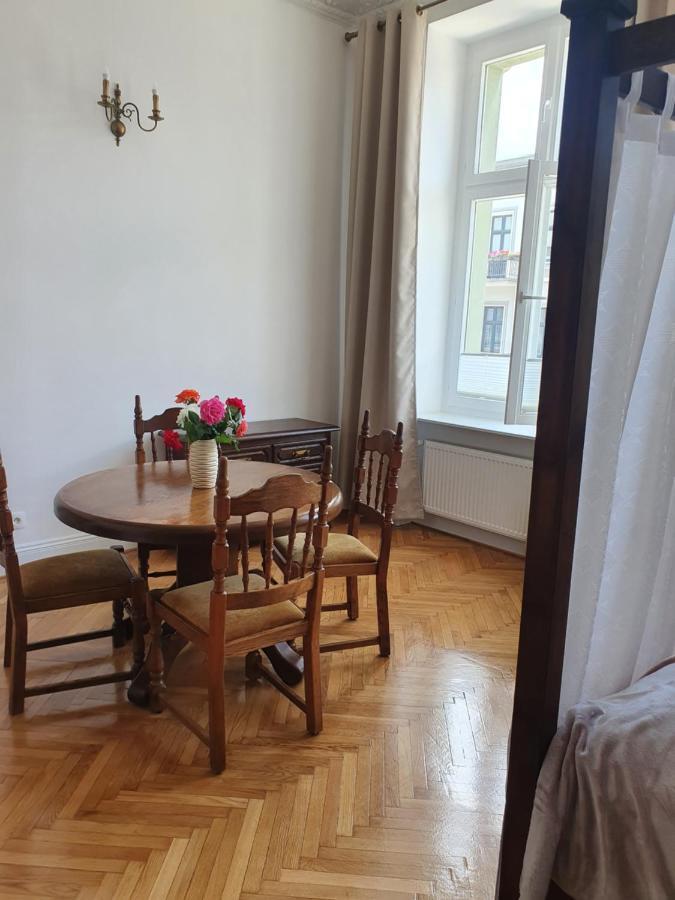 Prestige Aparthotel Piotrkowska 82 - Wyjatkowy Widok Na Deptak Лодз Екстериор снимка