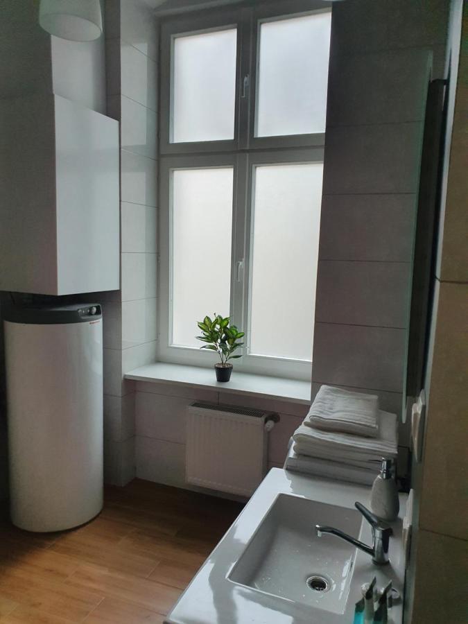 Prestige Aparthotel Piotrkowska 82 - Wyjatkowy Widok Na Deptak Лодз Екстериор снимка