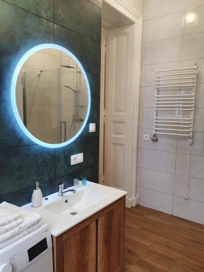 Prestige Aparthotel Piotrkowska 82 - Wyjatkowy Widok Na Deptak Лодз Екстериор снимка